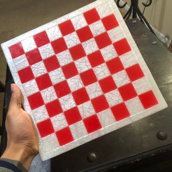 Resin Chess Set - Castle Red (Wood Pieces) - Picture 11 of 11